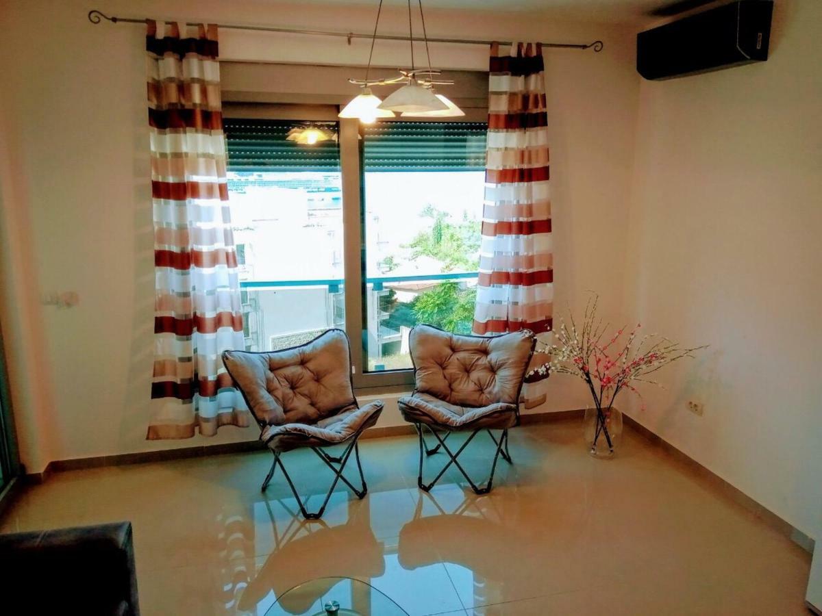 Apartment Dobrota Kotor Eksteriør billede